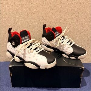 JORDAN JUMPMAN TEAM II BG Youth Unisex Size 5Y Red Black White Sneakers Tennis